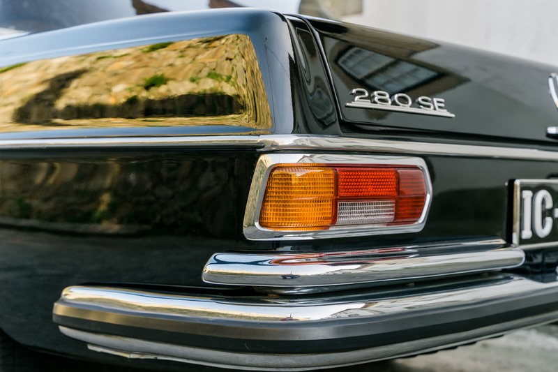 1970 Mercedes Benz 280SE